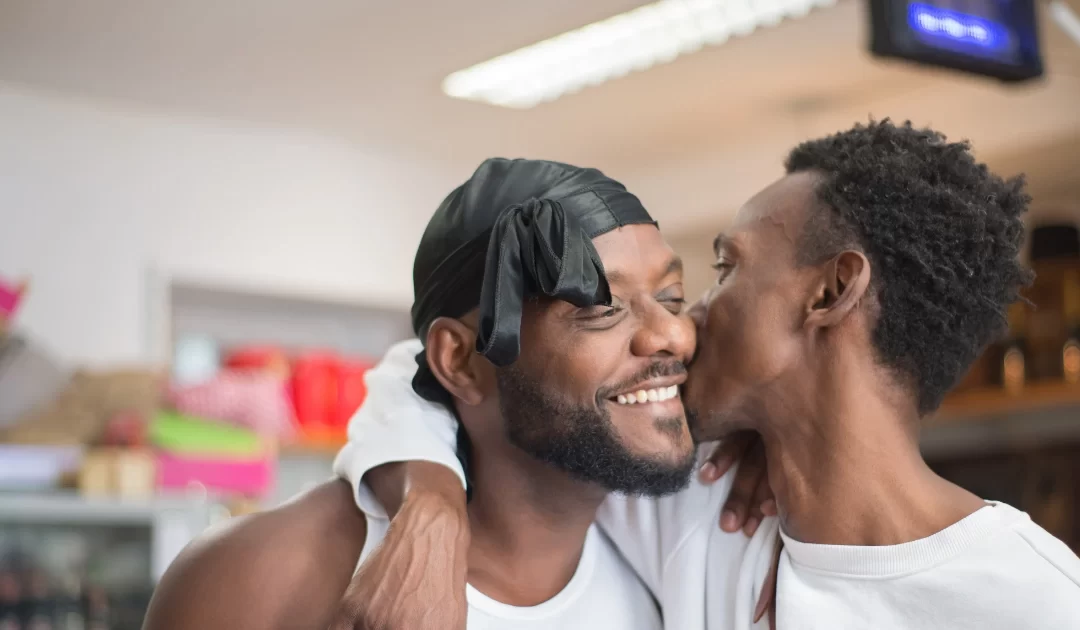 Valorizando a Libido e o Afeto: Um Olhar para a Saúde Sexual do Homem Gay