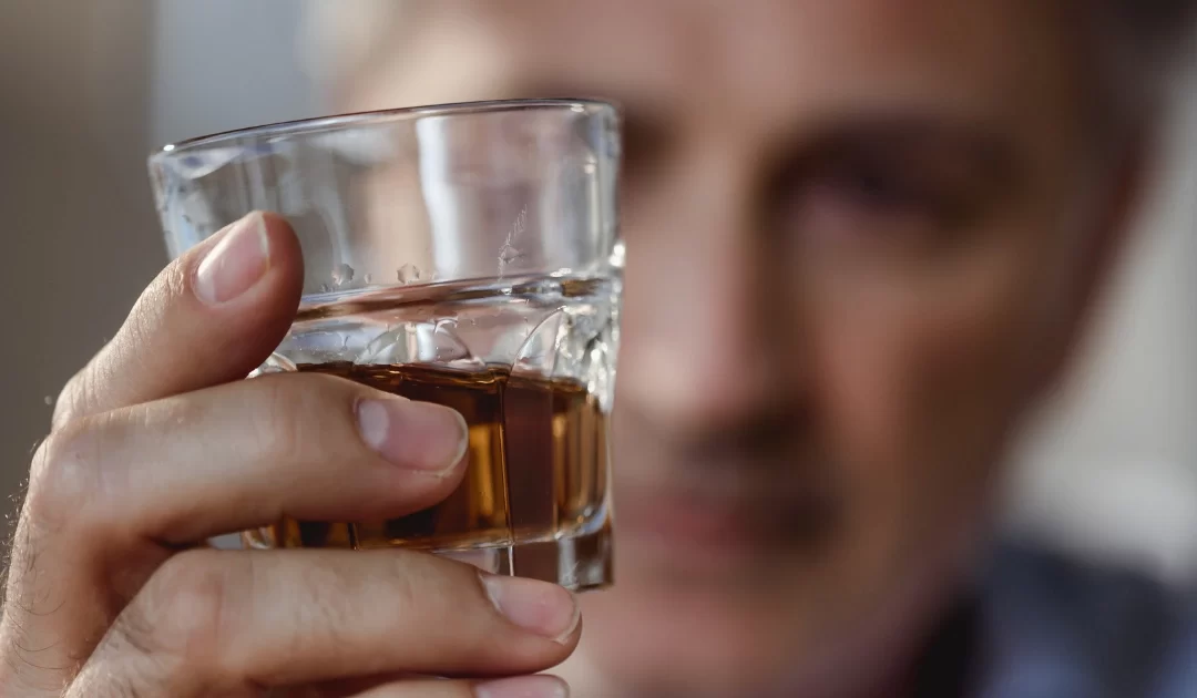 Desvendando a Relação entre Uso de PEP e Consumo de Álcool: Mitos e Cuidados Necessários